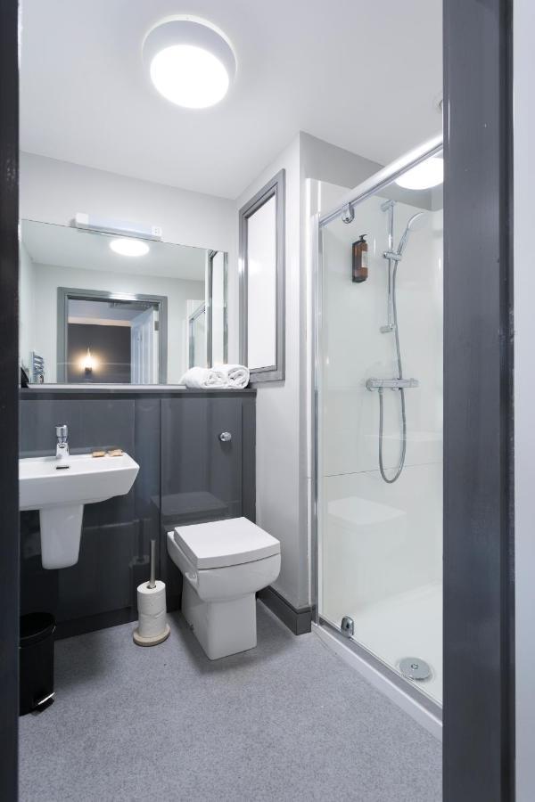 Bank Square Town House Otel Belfast Dış mekan fotoğraf