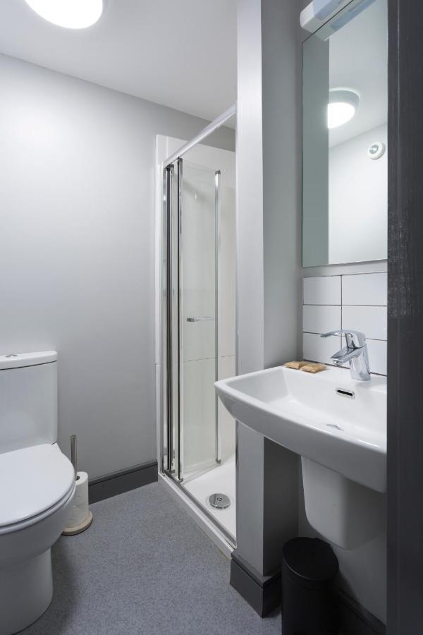 Bank Square Town House Otel Belfast Dış mekan fotoğraf